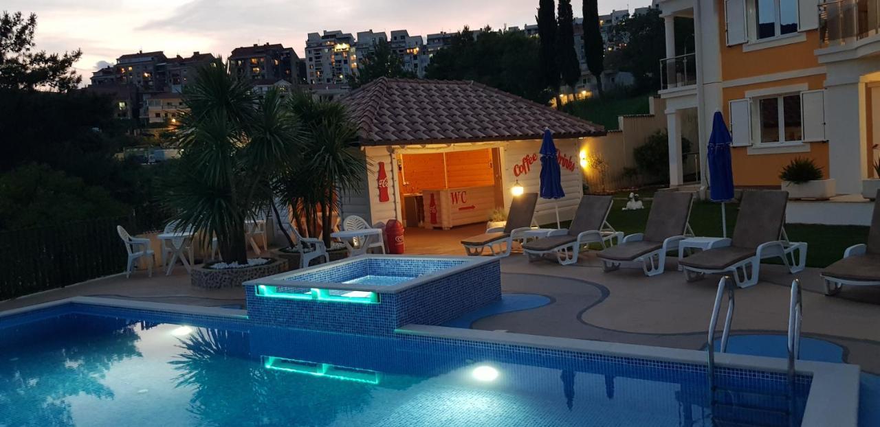 Apartmani Niksic Херцег-Новий Екстер'єр фото