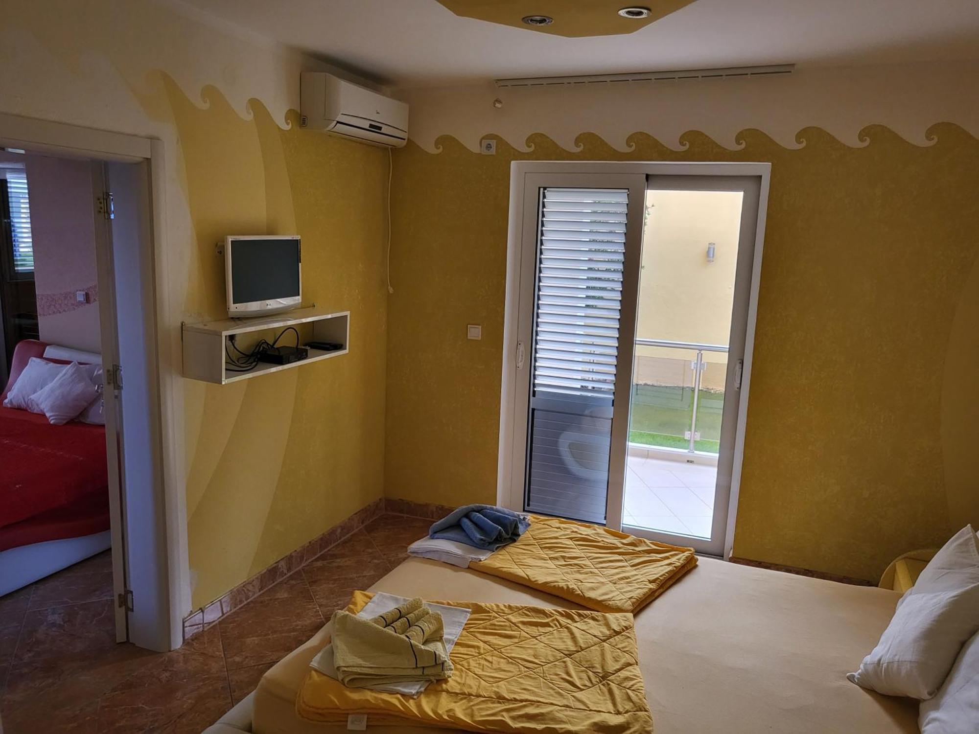 Apartmani Niksic Херцег-Новий Номер фото